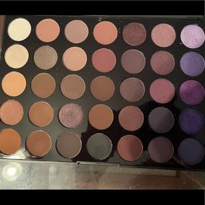 Morphe pallets